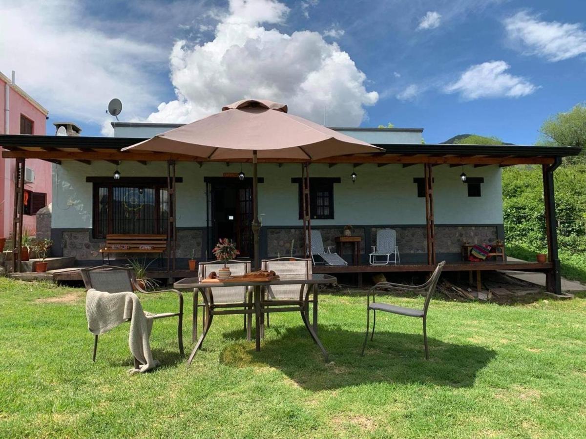 Hostal Isabella Tafi del Valle Luaran gambar